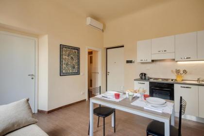 Apartments Florence - Leonardo - image 7