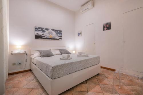 Wine Apartments Florence Moscato - main image