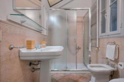 Wine Apartments Florence Moscato - image 12