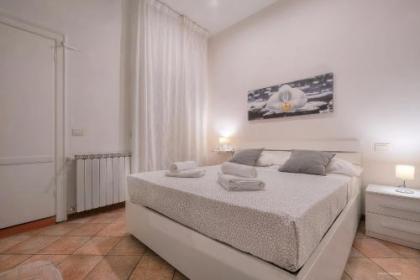 Wine Apartments Florence Moscato - image 2