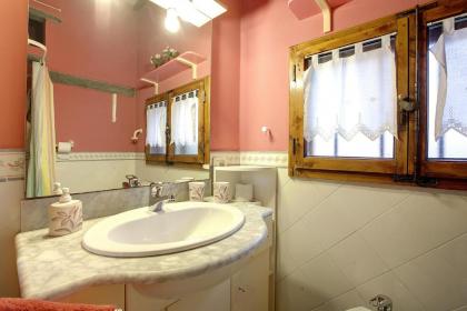 Beatrice - image 7