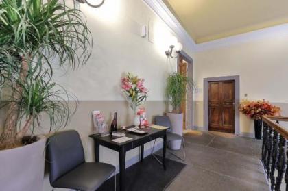 Antico Centro Suite - image 17