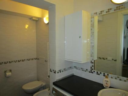 Meri Apartment - image 15