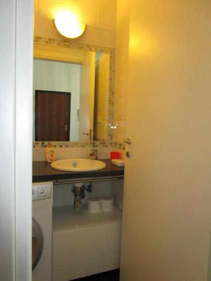 Meri Apartment - image 16