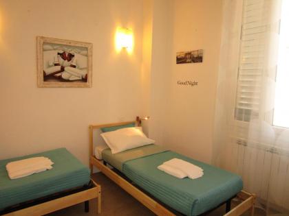 Meri Apartment - image 8