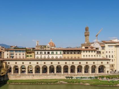 Ponte Vecchio Terrace - image 20