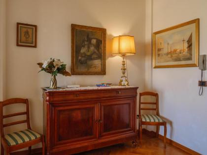 Ponte Vecchio Terrace - image 6