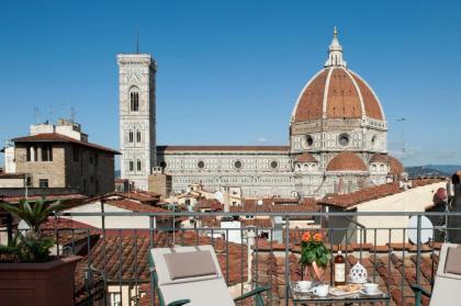 Casa di Dante-Roof Terrace - image 2