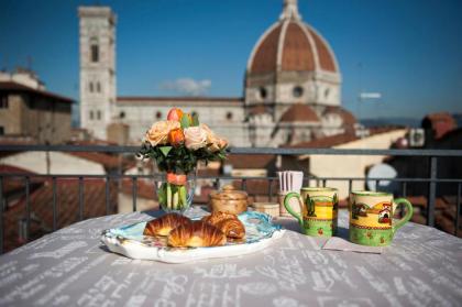 Casa di Dante-Roof Terrace - image 8