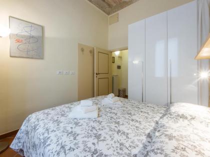 Apartments Florence - Alfani Michelangelo - image 10