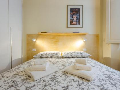 Apartments Florence - Alfani Michelangelo - image 12