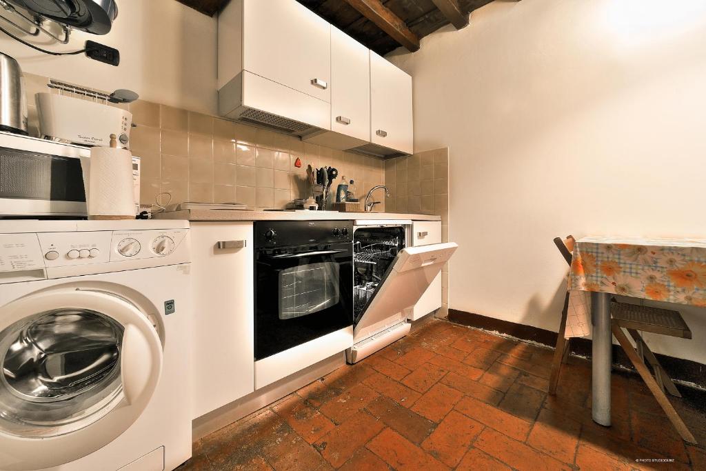 Wine Apartments Florence Ciliegiolo - image 7