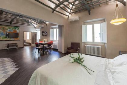 Firenze Rentals Accademia - image 9