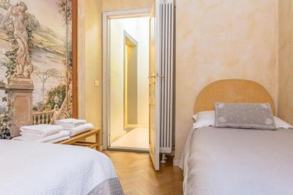 Italian Experience-Suite Medici Loft 8 - image 13