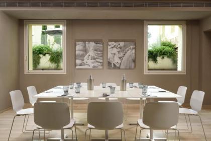 Hotel Glance In Florence - image 18