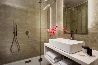 Hotel Glance In Florence - image 6