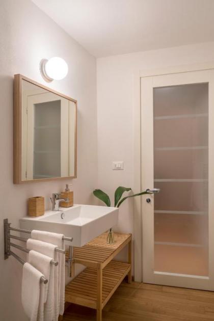 Zip b&b . design in Florence - image 2