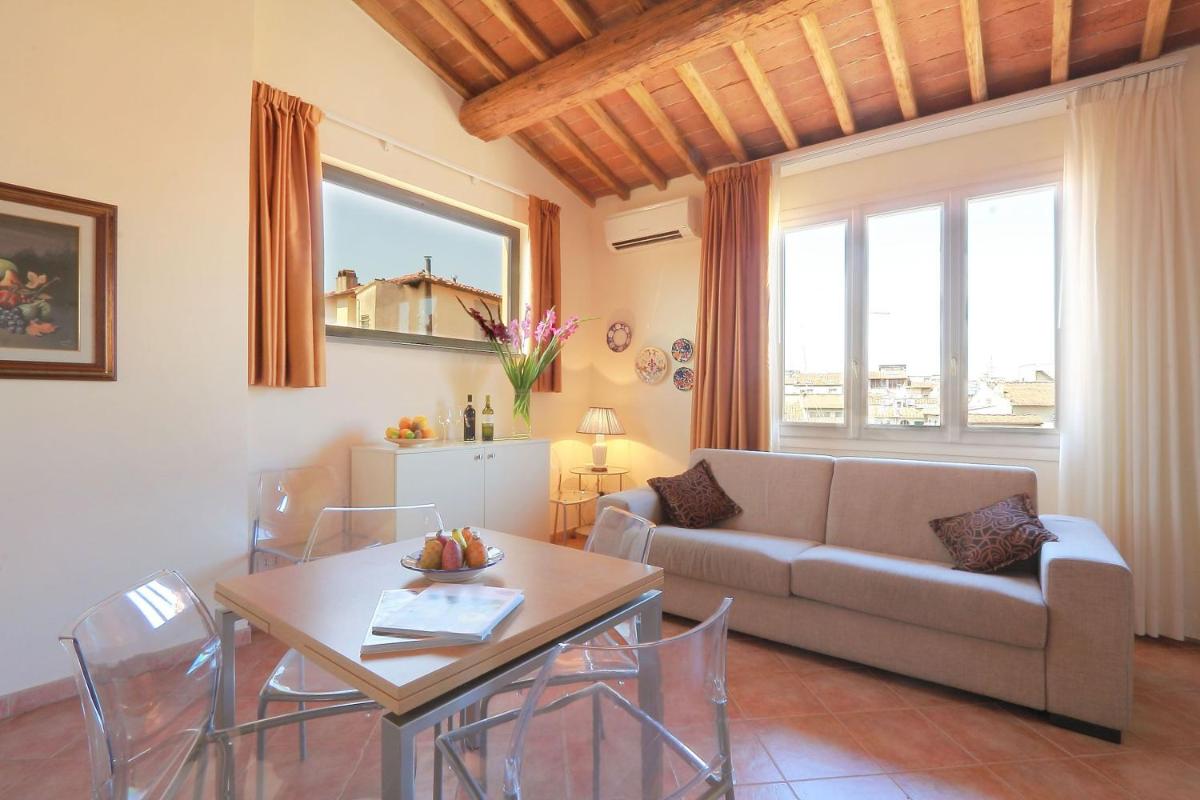 Relais Panoramic Cathedral Florence - image 4