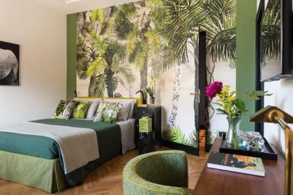 Velona's Jungle Luxury Suites - image 6