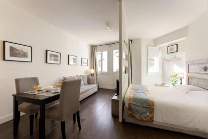 Novella Goldoni Suite-An Allergy Free Rooms Project - image 16