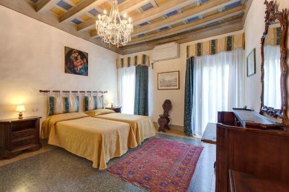 Palazzo Bucciolini - image 10
