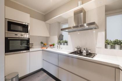 Grand Apartment In Florence - image 18