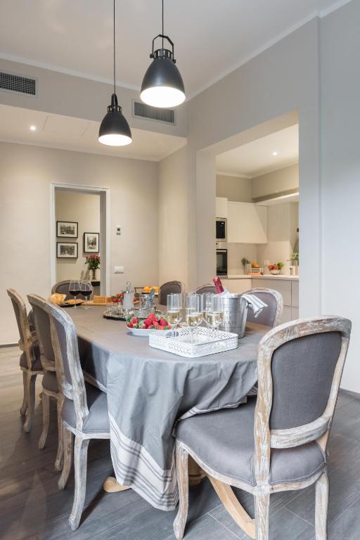 Grand Apartment In Florence - image 2