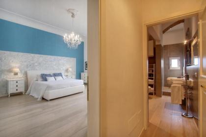 San marco elegant apartment - image 7