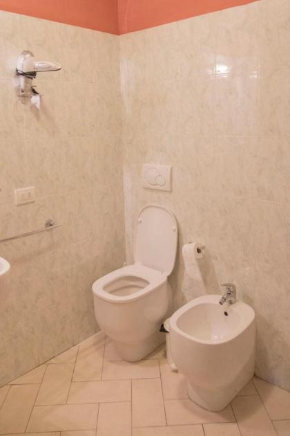 Florence Decamerone B&B - image 14