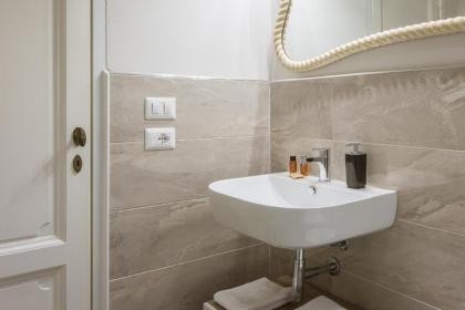 Apartments Florence - Unique & Stylish Repubblica - image 18