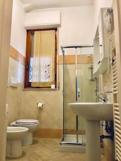 A Different Side of Florence - image 12
