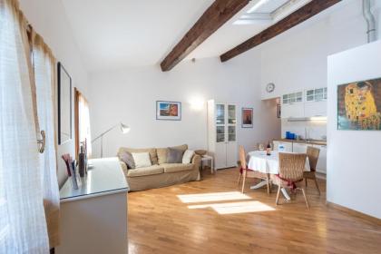 Firenze Rentals Guelfa Suite - image 1