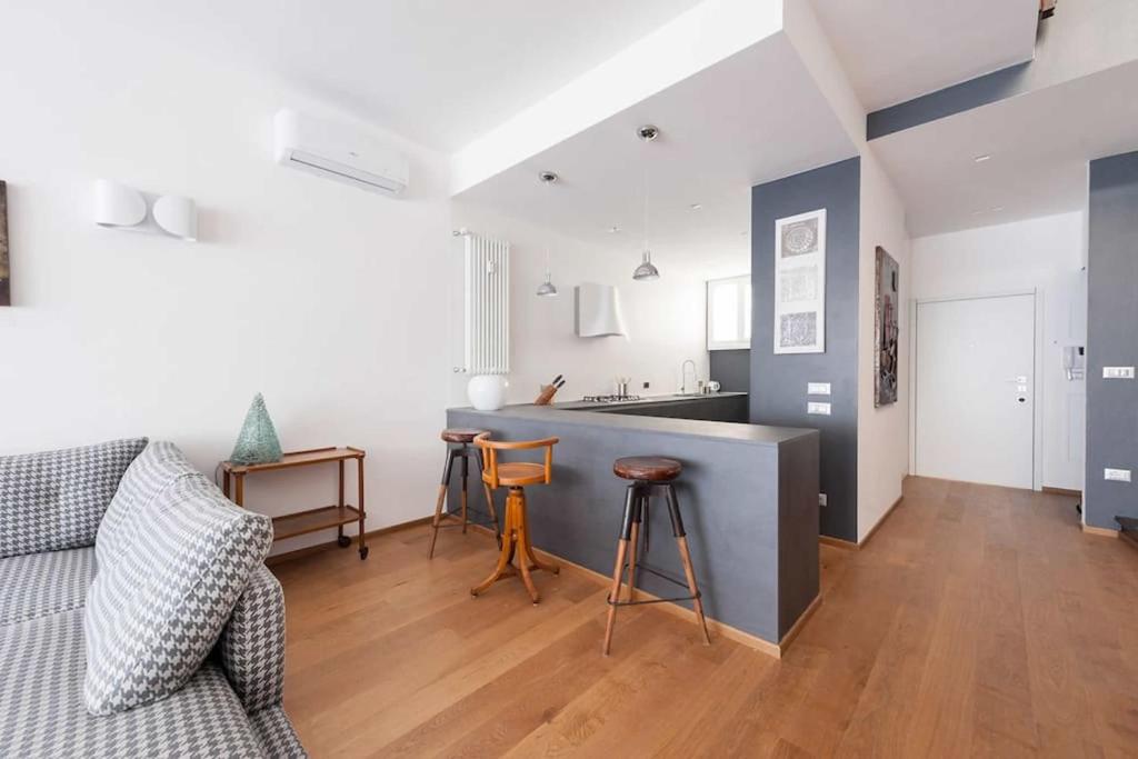 Luxury Pontevecchio Duplex 5 STARS APARTMENT - hosted by Sweetstay - image 3