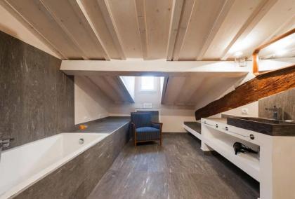 Belle Arti Apartment - image 12