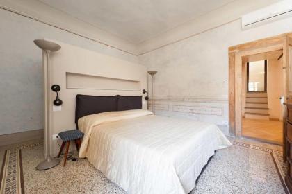 Belle Arti Apartment - image 18