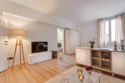 Apartments Florence - MaggioTerrace - image 9