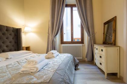Duomo Apartments - image 15