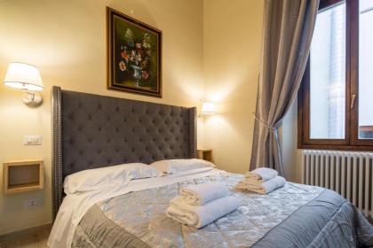 Duomo Apartments - image 18