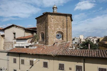 Apartments Florence - Santa Croce Deluxe - image 13
