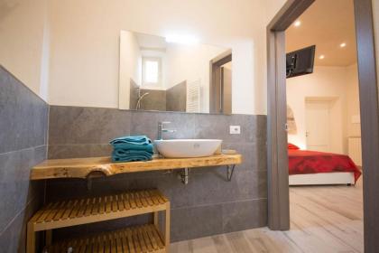 Visit Florentia Apartment - image 15