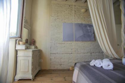 La Maison at The Old Bridge - image 6