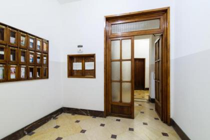 Ponte Vecchio Florence Apartment - image 26