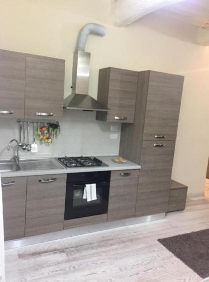 Modern Apartment Sant'Antonino - image 15