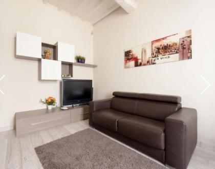 Modern Apartment Sant'Antonino - image 4