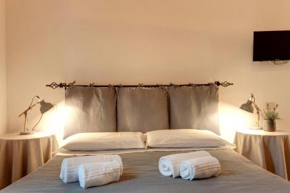 Sleep Tight Florence Apartment - image 14