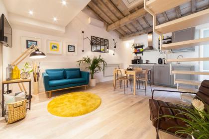 San Lorenzo with private terrace - image 1