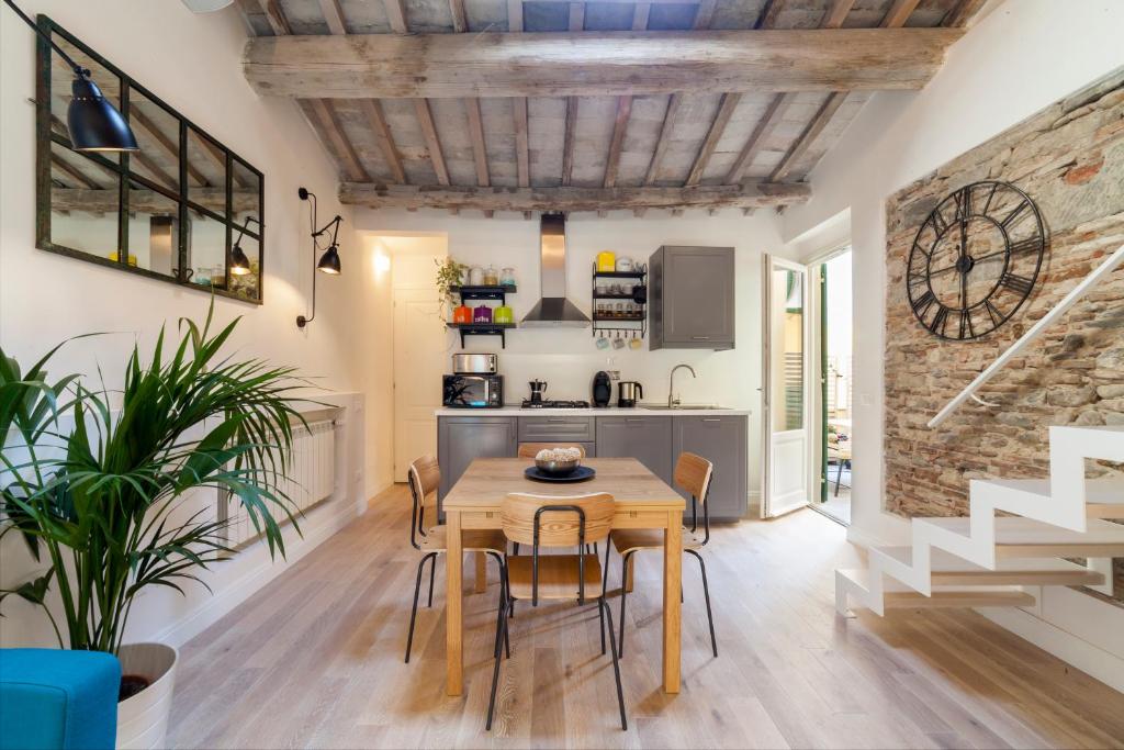 San Lorenzo with private terrace - image 5