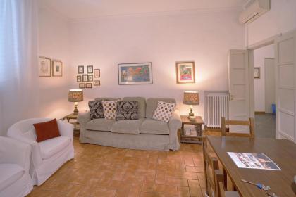 ArnolfHouse - image 14