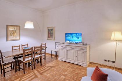 ArnolfHouse - image 5