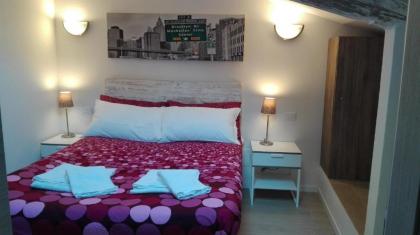 Rori Apartment - image 2